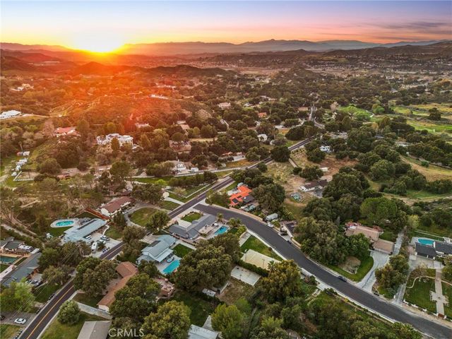 15949 Live Oak Springs Canyon Road, Canyon Country, CA 91387