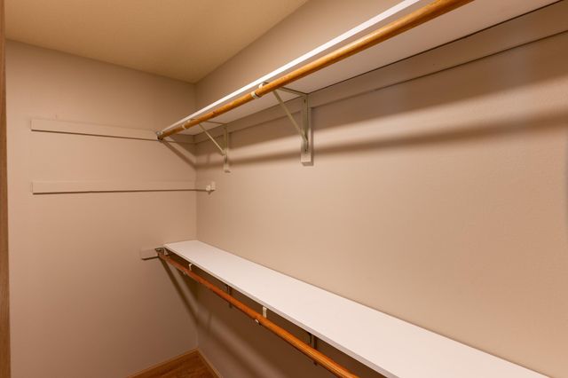 2541 S 26th Avenue S, Fargo, ND 58103