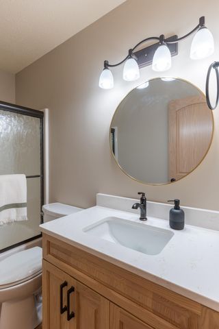2541 S 26th Avenue S, Fargo, ND 58103