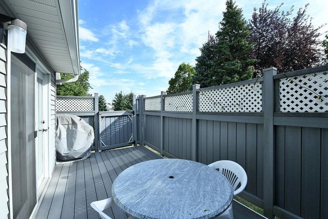 2541 S 26th Avenue S, Fargo, ND 58103