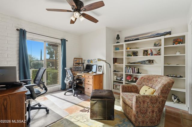 150 W Calle Melendrez, Green Valley, AZ 85614