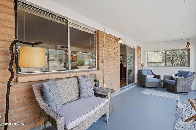 150 W Calle Melendrez, Green Valley, AZ 85614