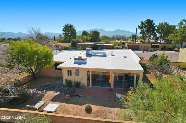 150 W Calle Melendrez, Green Valley, AZ 85614