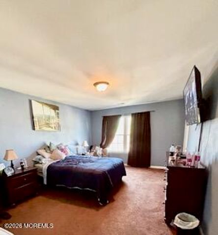 800 4th Street, Union Beach, NJ 07735