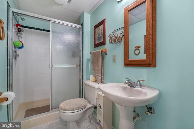 65 MOONLIGHT LN, Martinsburg, WV 25404