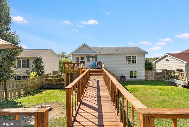 65 MOONLIGHT LN, Martinsburg, WV 25404