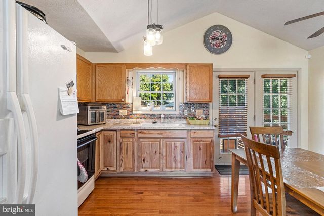 65 MOONLIGHT LN, Martinsburg, WV 25404