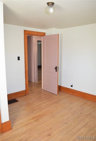 21 Lewis Avenue, Batavia City, NY 14020