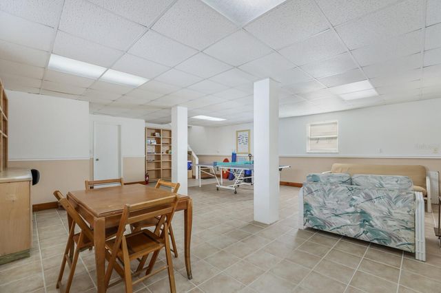 2804 AVENUE C, Holmes Beach, FL 34217