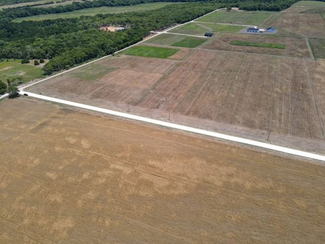 9125 County Road 101A, Grandview, TX 76050