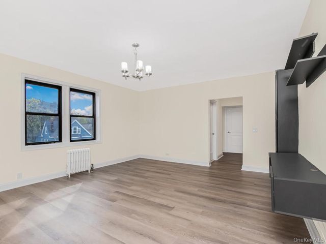 475 Bronx River Road 5C, Yonkers, NY 10704