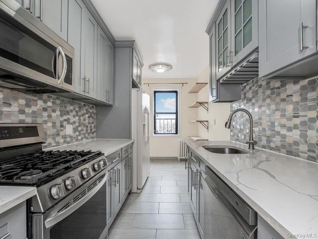 475 Bronx River Road 5C, Yonkers, NY 10704