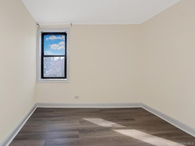 475 Bronx River Road 5C, Yonkers, NY 10704