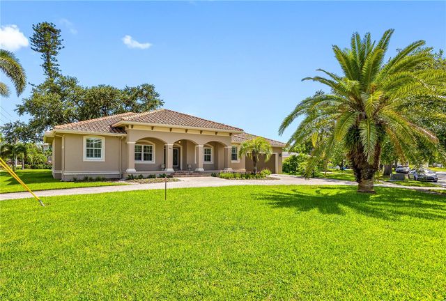 926 CORDOVA BOULEVARD NE, St Petersburg, FL 33704