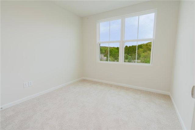 157 White Oak Drive A, Evans City Boro, PA 16033