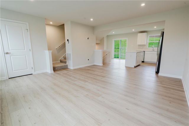 157 White Oak Drive A, Evans City Boro, PA 16033
