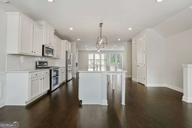 4240 Hickory Pines Alley, Doraville, GA 30360