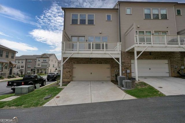 4240 Hickory Pines Alley, Doraville, GA 30360