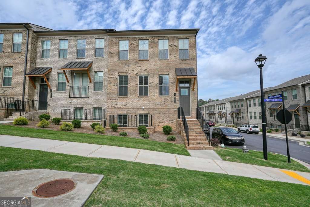 4240 Hickory Pines Alley, Doraville, GA 30360