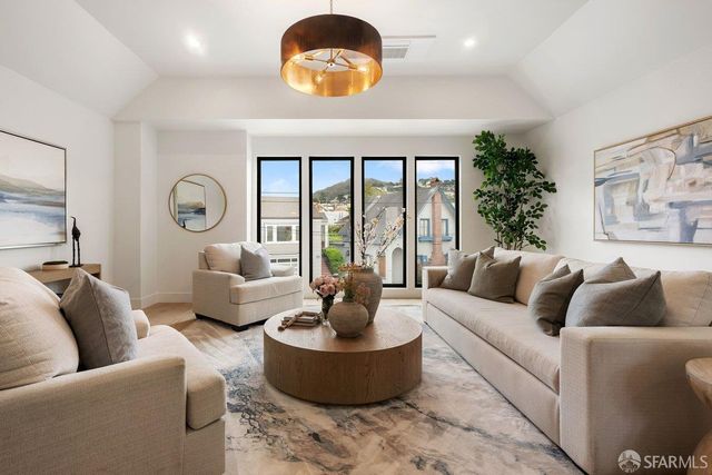 2627 14th Avenue, San Francisco, CA 94127