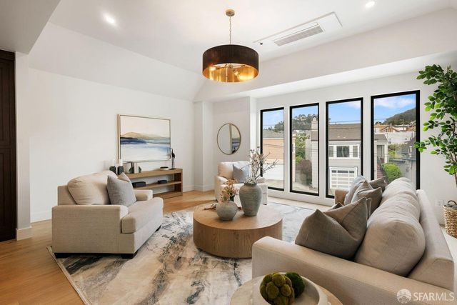 2627 14th Avenue, San Francisco, CA 94127