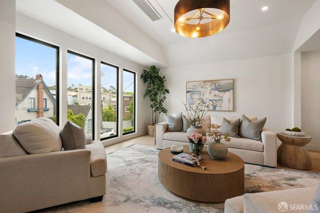 2627 14th Avenue, San Francisco, CA 94127
