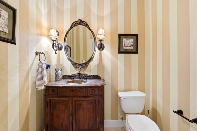 8111 Highland Green Drive Drive, Sugar Land, TX 77479