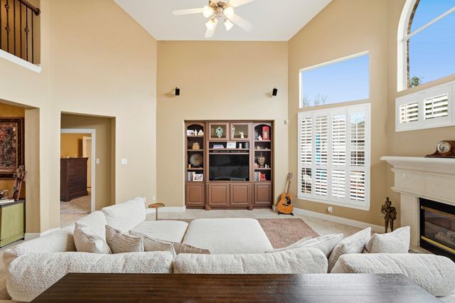 8111 Highland Green Drive Drive, Sugar Land, TX 77479