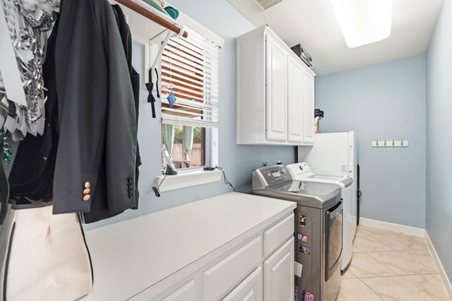 8111 Highland Green Drive Drive, Sugar Land, TX 77479