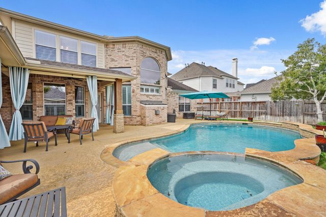 8111 Highland Green Drive Drive, Sugar Land, TX 77479