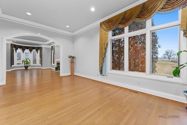 1611 Burr Oak Drive, Libertyville, IL 60048