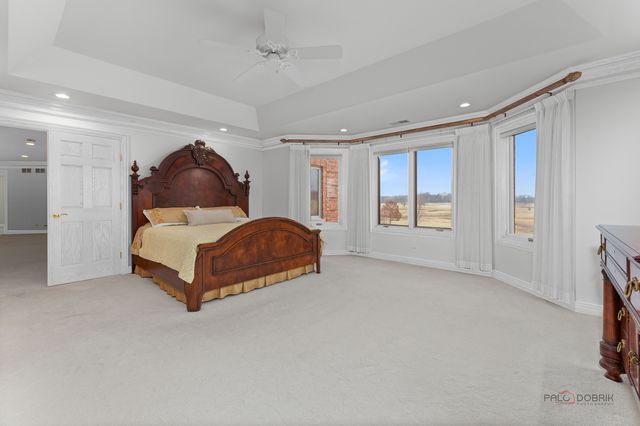 1611 Burr Oak Drive, Libertyville, IL 60048