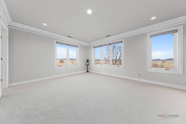 1611 Burr Oak Drive, Libertyville, IL 60048