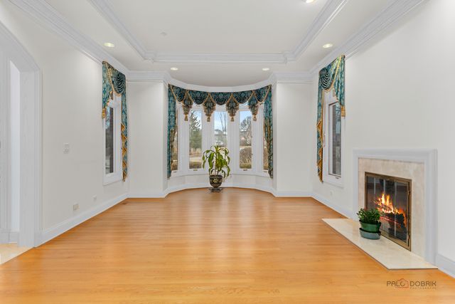 1611 Burr Oak Drive, Libertyville, IL 60048