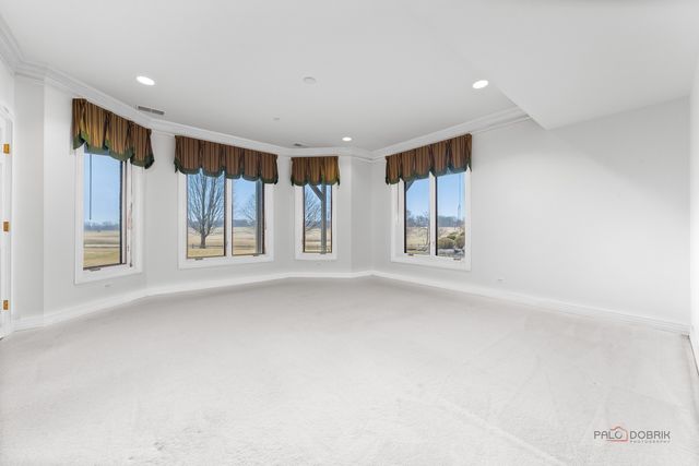 1611 Burr Oak Drive, Libertyville, IL 60048