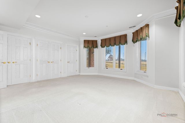 1611 Burr Oak Drive, Libertyville, IL 60048