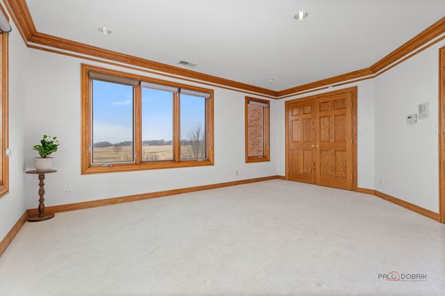 1611 Burr Oak Drive, Libertyville, IL 60048