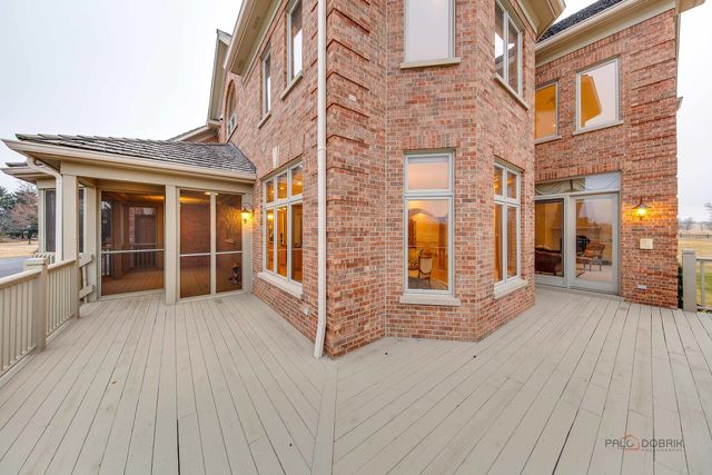 1611 Burr Oak Drive, Libertyville, IL 60048