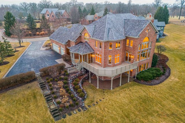 1611 Burr Oak Drive, Libertyville, IL 60048