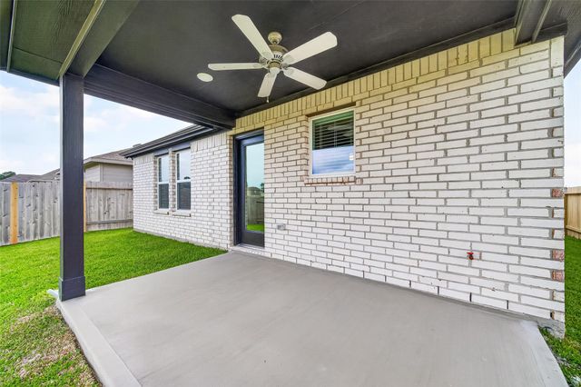 720 Autumn Cherry Trail, Magnolia, TX 77354