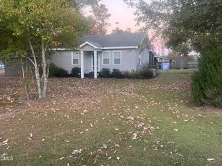 1131 Us Hwy 701 South Highway, Four Oaks, NC 27524