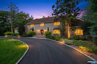 963 Huron Road, Franklin Lakes, NJ 07417