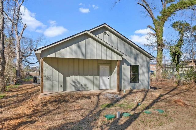 358 Baughman Rd, Kilgore, TX 75662