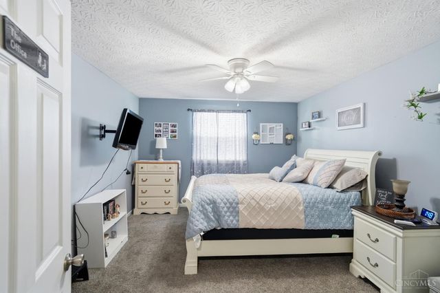 200 Greenwood Lane, Trenton, OH 45067