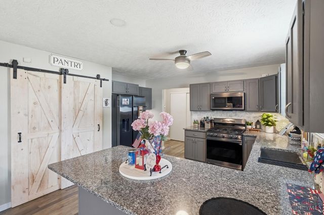 200 Greenwood Lane, Trenton, OH 45067