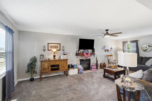 200 Greenwood Lane, Trenton, OH 45067