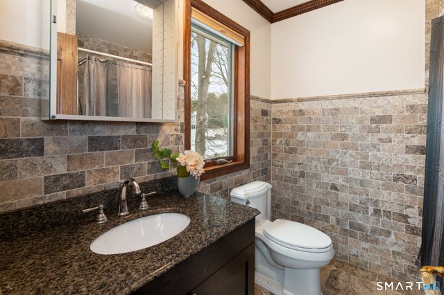 25 Old Road, Westport, CT 06880