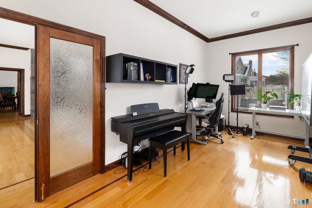 25 Old Road, Westport, CT 06880