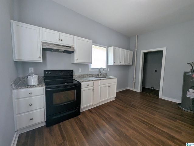 10 RAILROAD AVENUE, Anniston, AL 36201