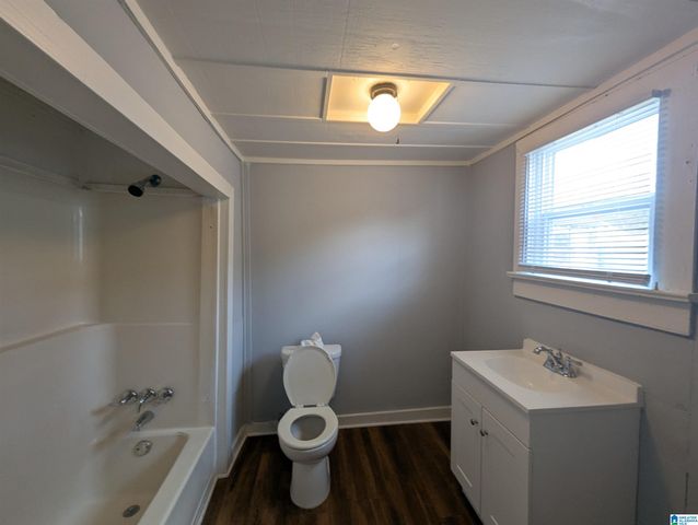 10 RAILROAD AVENUE, Anniston, AL 36201
